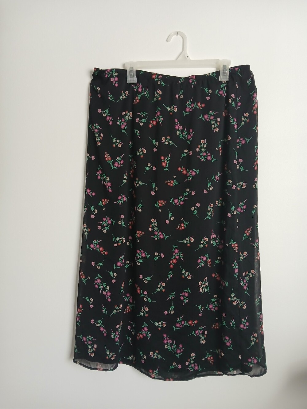 No Boundaries Skirt Black Floral Size XL Pull On Lined
